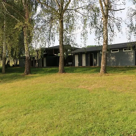 Prázdninový areál Camp - U Roštěnky
