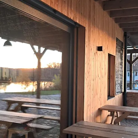 Apartmány a camp Telč - U Roštěnky