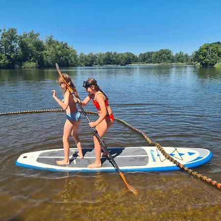Aldeamento Turístico Apartmány a camp Telč - U Roštěnky