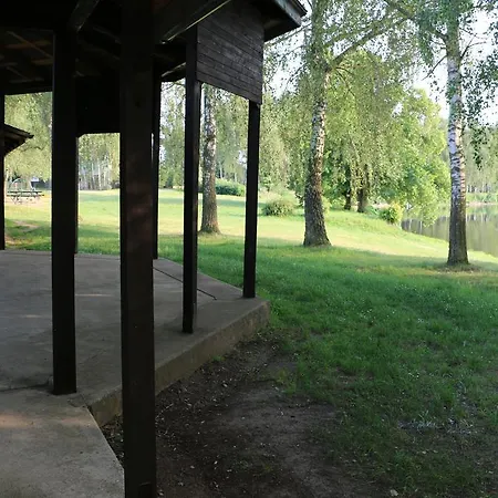 Apartmany A Chatky Camp Telc - U Rostenky Village de vacances Telč